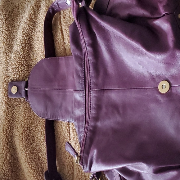 Handbag 🥳 - Picture 3 of 15